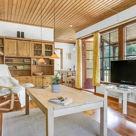 3 Bedroom Cozy In *