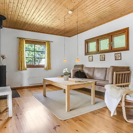 3 Bedroom Cozy In Prázdninový dům Højby